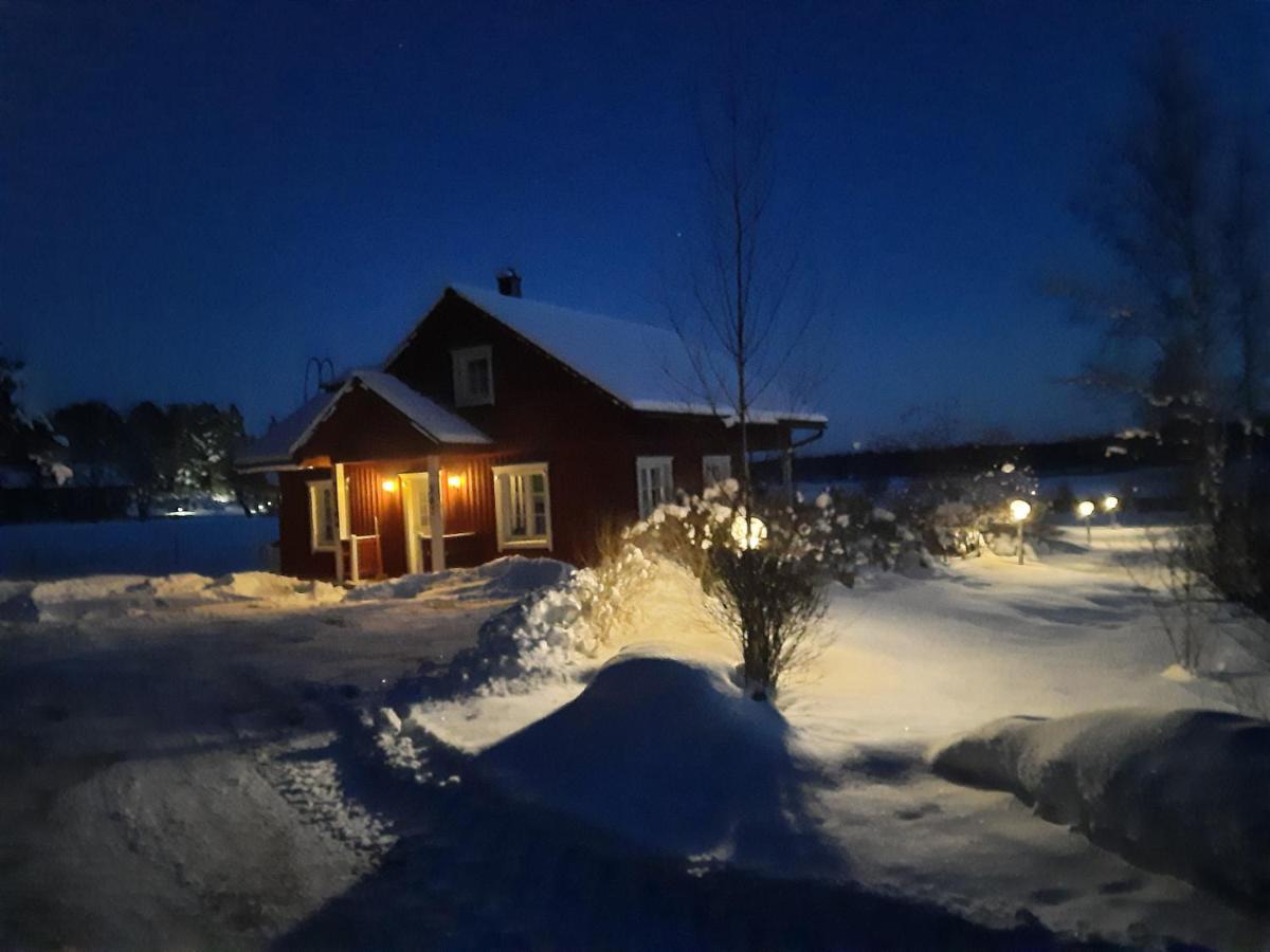 Holiday Cottage Tiira With Sauna House Raseborg Eksteriør billede